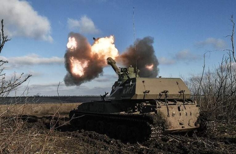 Українські воїни знищили російську САУ Акація