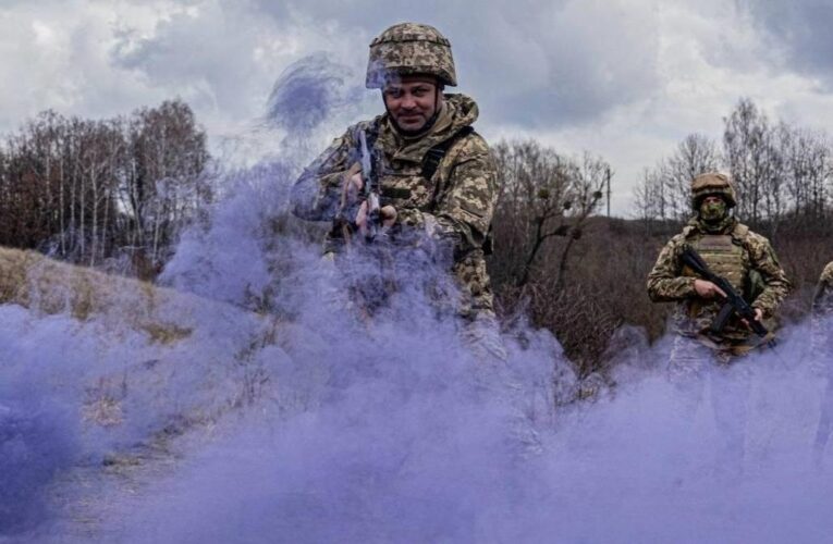 Українські воїни знищили за добу понад 1200 росіян