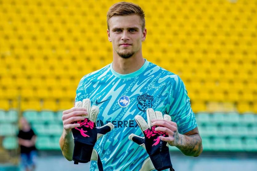 Новини спорту - Унікальна подія в УПЛ: вперше за шість років воротар зробив асист