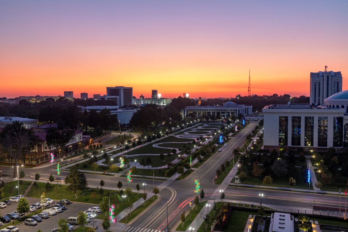 Новини світу - Узбекистан запроваджує "золоті візи" для іноземців