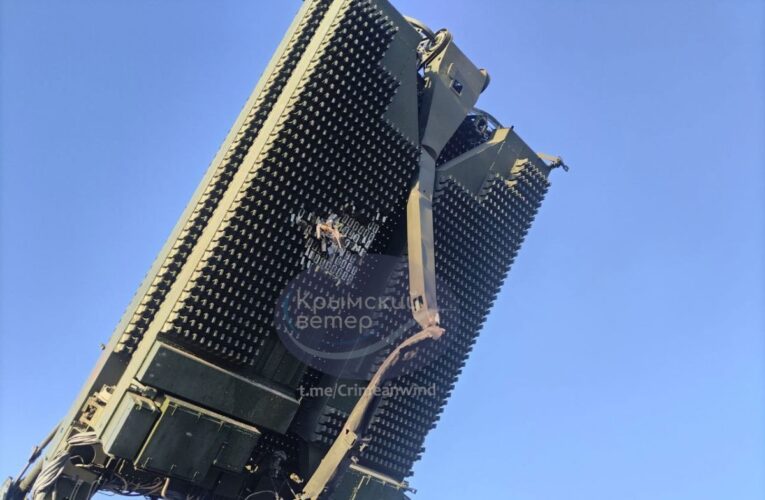 В Криму дрони сильно пошкодили ЗРК С-400 – соцмережі