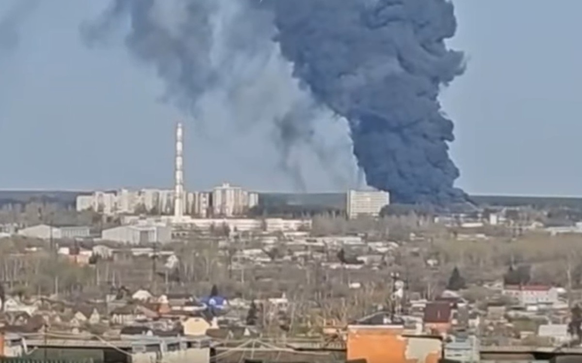Новини світу - В Курську після вибуху загорівся завод - ЗМІ