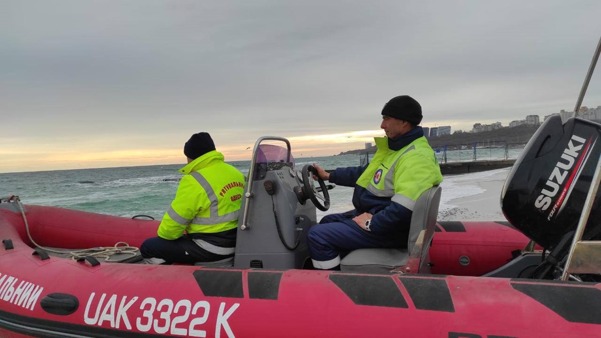 Без категорії - В Одесі почали підготовку пляжів до літа