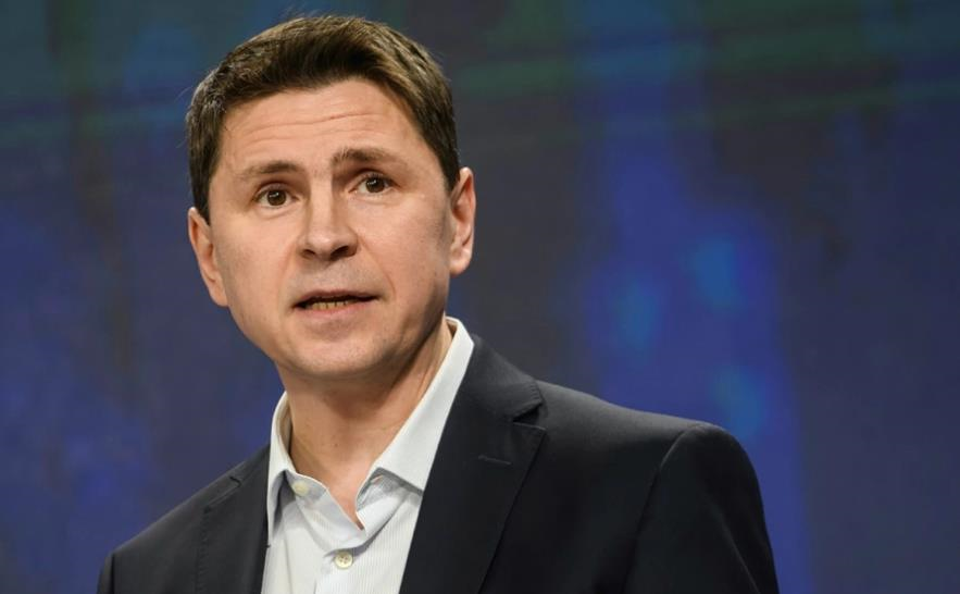 Новини України - В ОП сказали, чому Зеленський має йти на другий термін