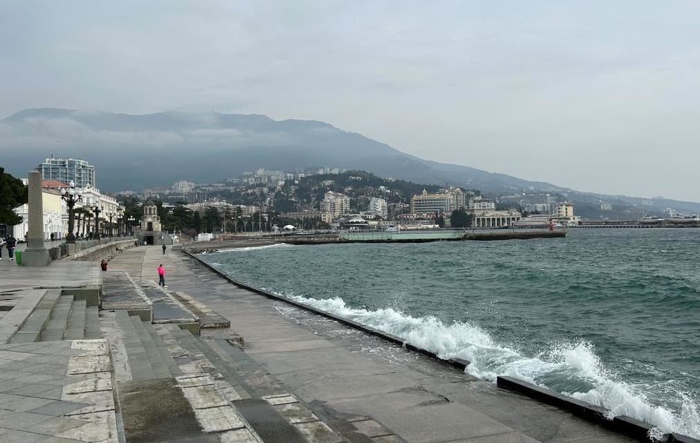 Новини України - В ОП відреагували на заяви про "російський" Крим