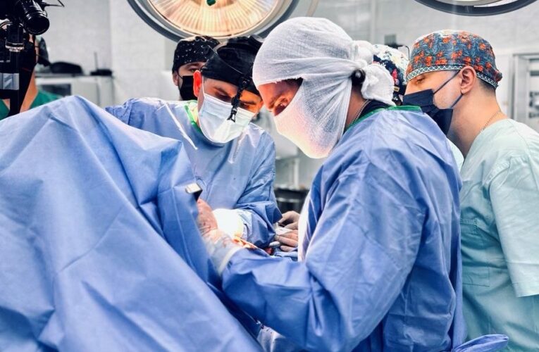 В Україні вперше провели видалення пухлини новим методом