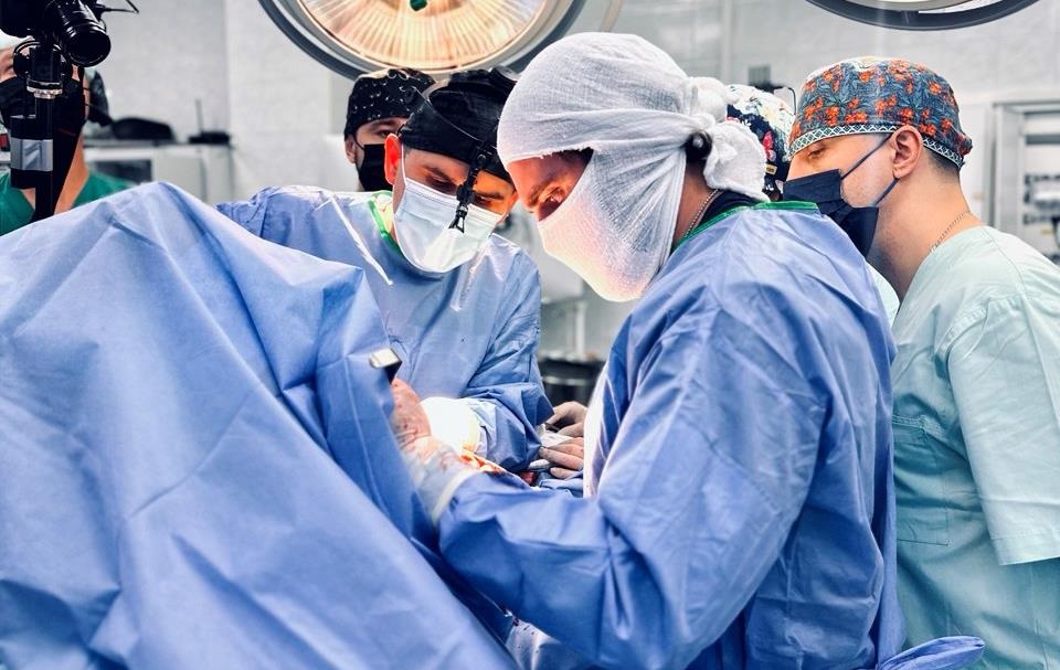 Новини України - В Україні вперше провели видалення пухлини новим методом