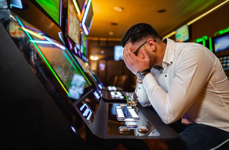 В Україні значно зросла кількість ігроманів – Opendatabot