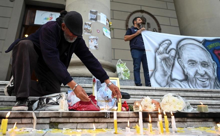 Новини світу - Ватикан: жалоба за Папою Франциском триватиме дев’ять днів