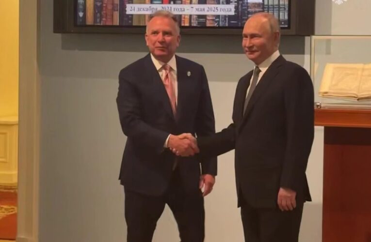 Віткофф зустрівся з Путіним у Петербурзі