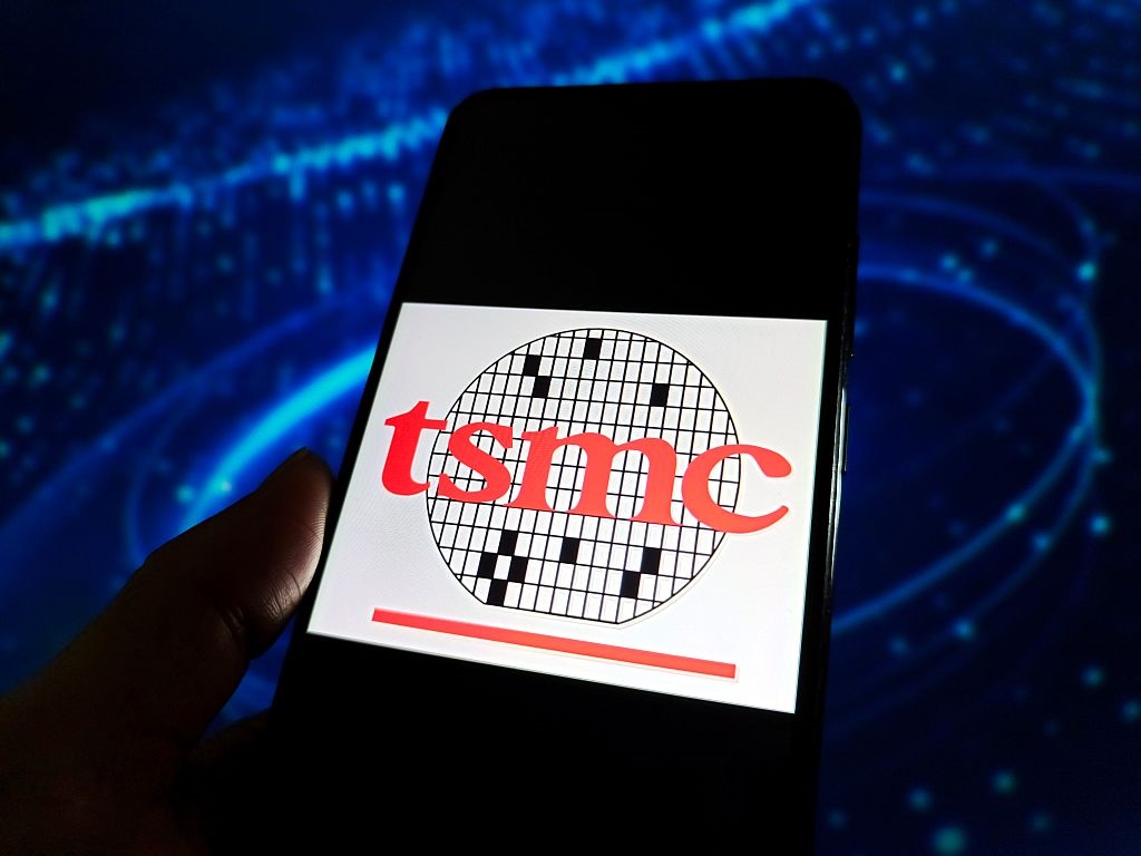 Новини бізнесу - Виторг TSMC злетів на 42% завдяки попиту на чипи для ШІ