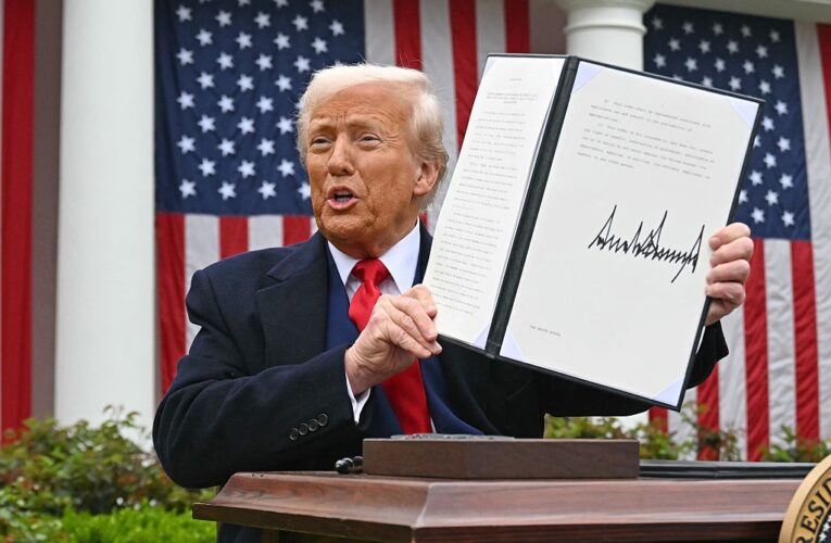 Війна з усім світом. Реакція на нові тарифи Трампа