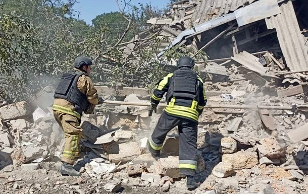 Внаслідок обстрілу Херсонщині загинули дві жінки, є поранені
