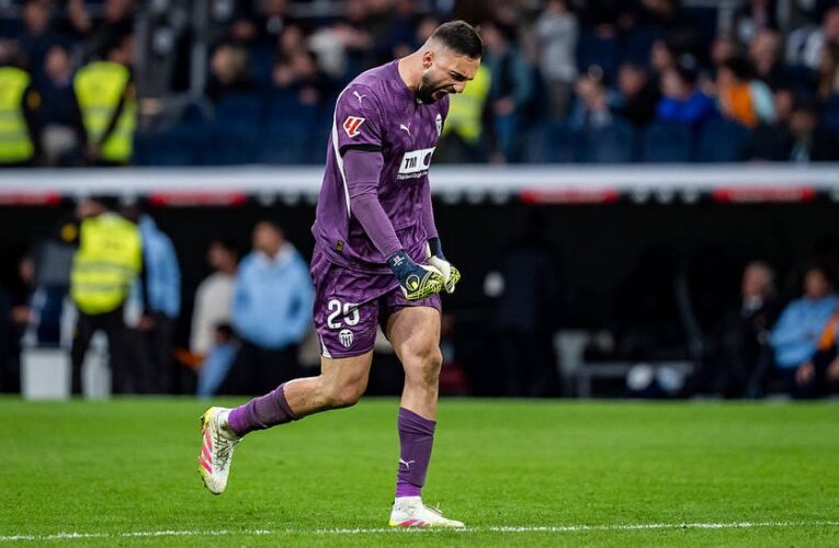 Воротар Валенсії розповів про програне парі з Вінісіусом