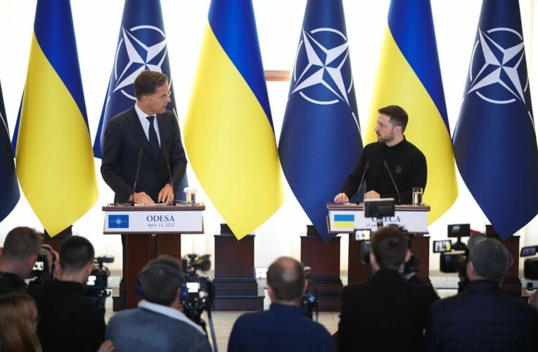 [жестова мова] Спілкування зі ЗМІ за підсумками зустрічі Володимира Зеленського та Марка Рютте