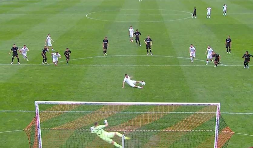 Новини спорту - Як з Альваресом: гравця Кривбаса спіткала невдача з пенальті