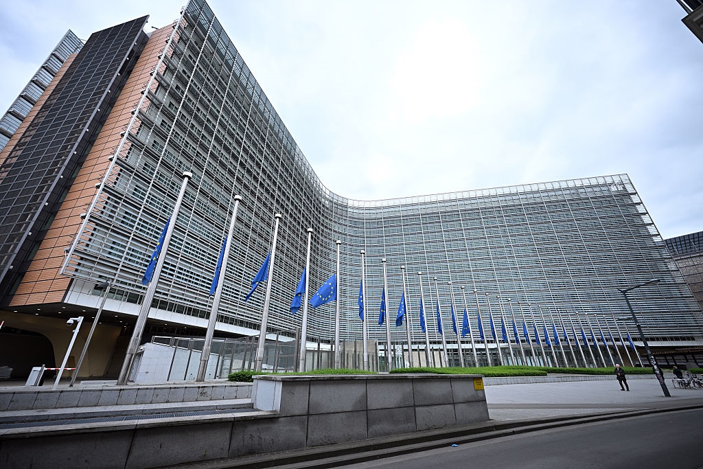 Новини політики - Єврокомісія відреагувала на визнання РФ щодо залучення військ КНДР