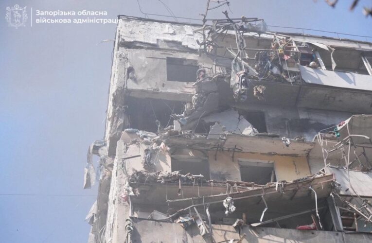 Запоріжжя зазнало бомбового удару, є жертви