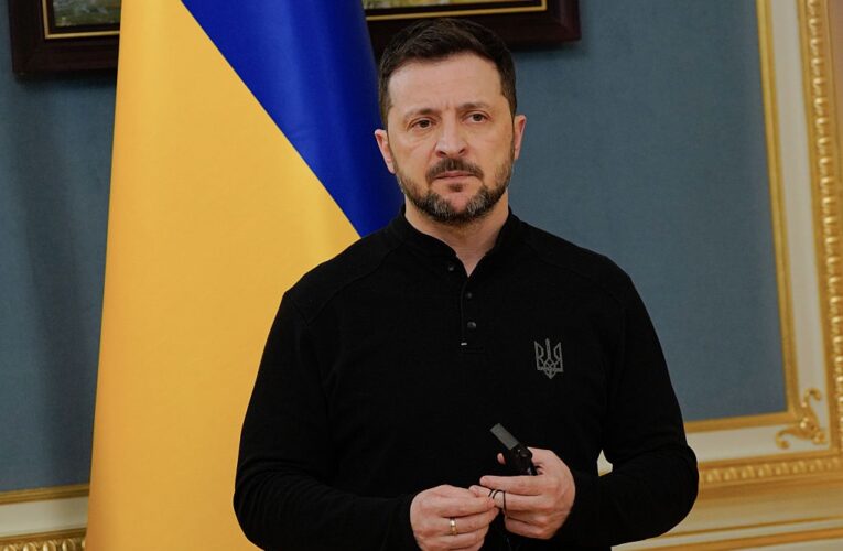 Зеленський пообіцяв “відповідь” за удар по Сумах