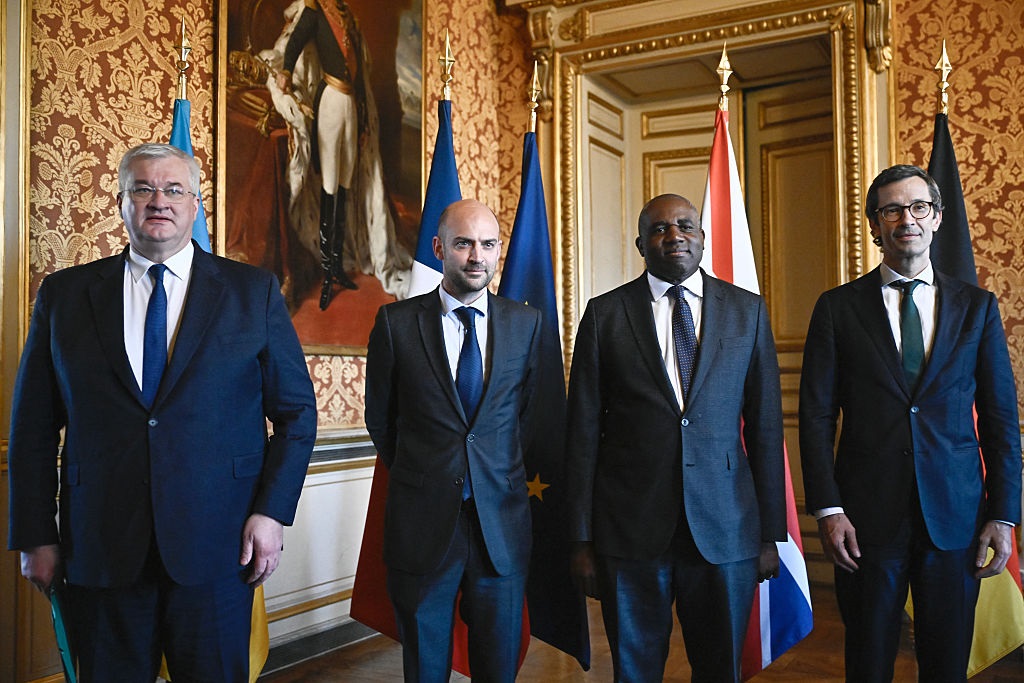 Новини України - ЗМІ:Рівень зустрічі в Лондоні щодо України знижено