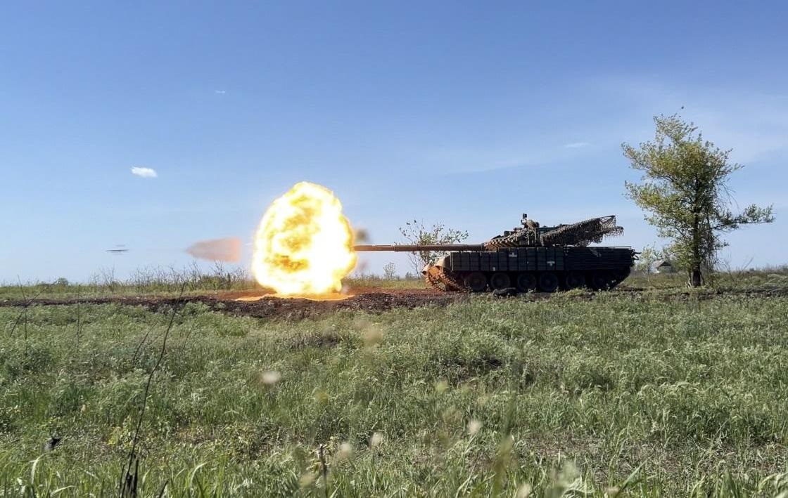 Новини України - ЗСУ відбили десятки атак росіян під Покровськом