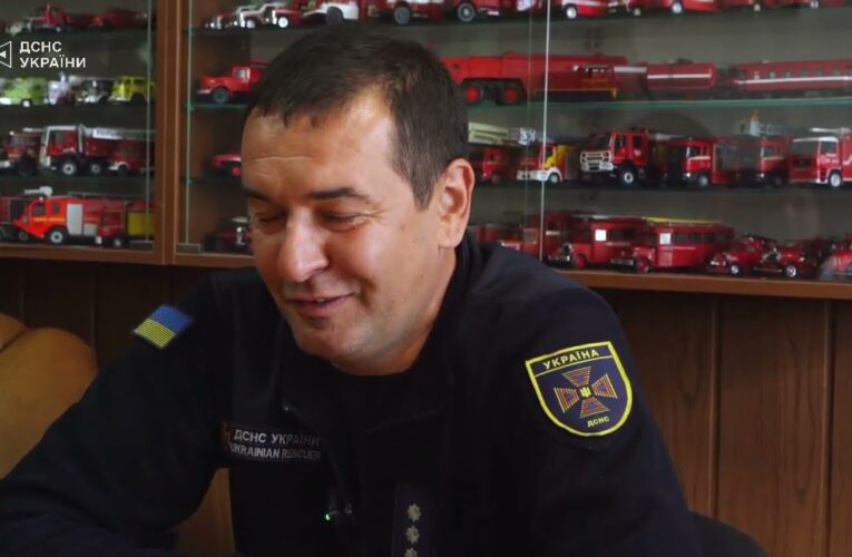 Для когось це просто машинки. Для нього – цілий світ.