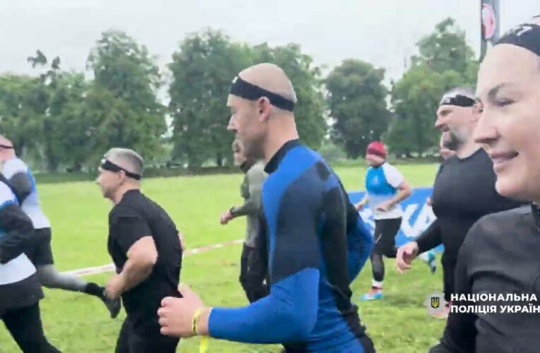 Кіберполіцейські долучилися до благодійного забігу SPARTAN KYIV 2025