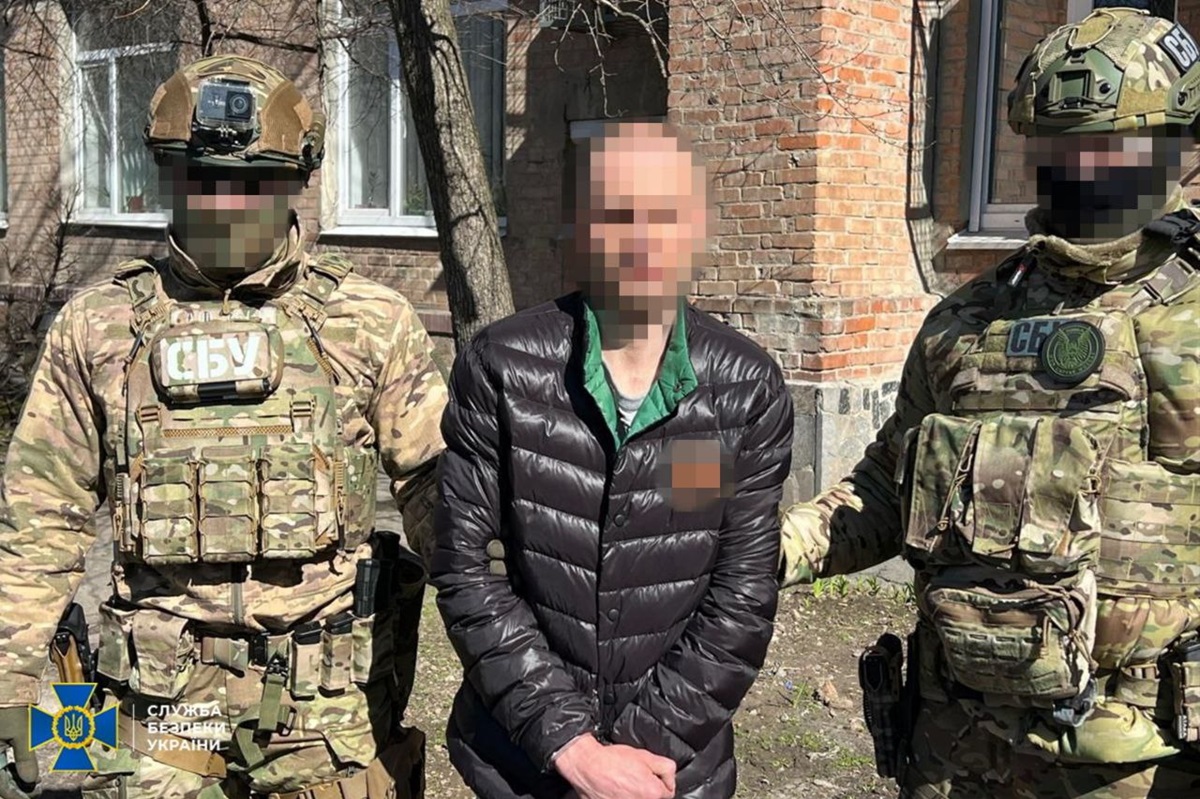 Новини України - Агент ГРУ коригував удари по військових шпиталях на Полтавщині