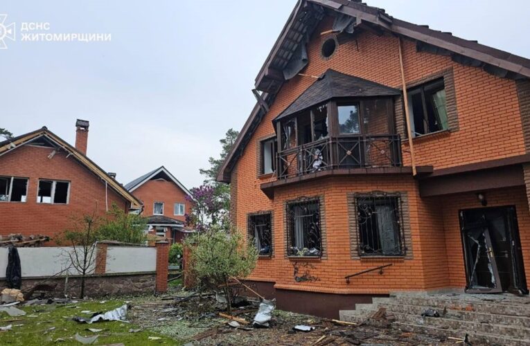 Атака дронів: на Житомирщині пошкоджені будинки