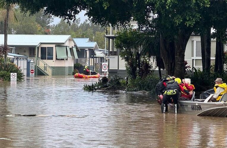 Австралію накрила рекордна повінь: є загиблі