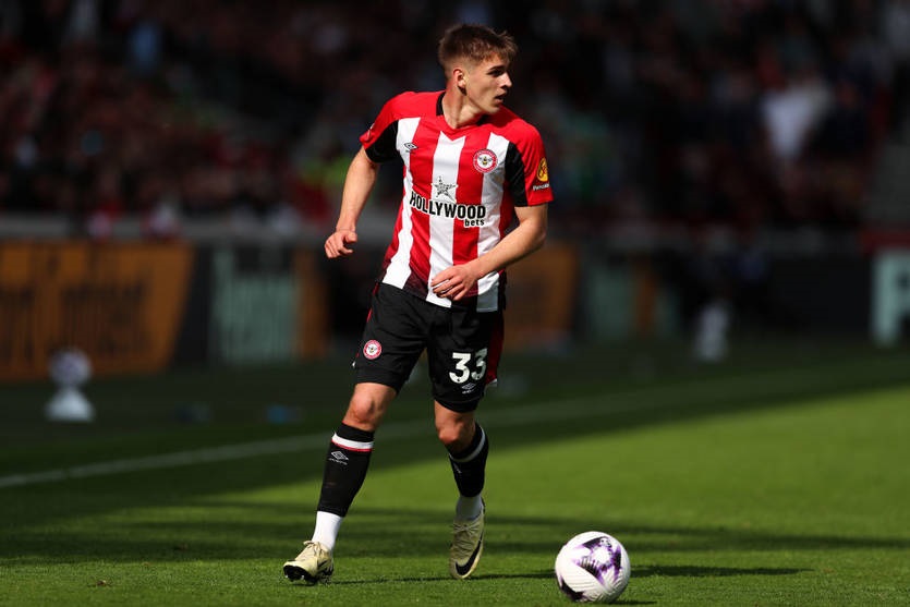 Новини спорту - Брентфорд продовжив контракт Ярмолюку до 2031 року