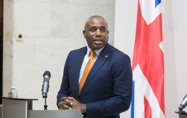 Новини світу - Британія оголосила 100 нових санкцій проти Росії