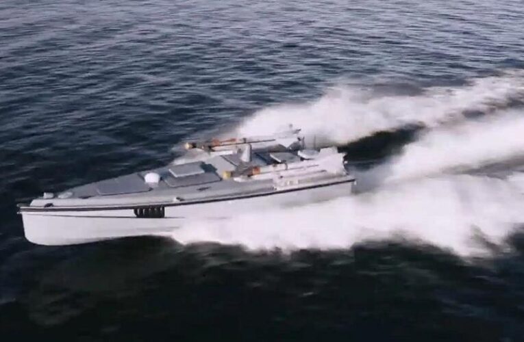 Буданов розповів, як морські дрони збили два Су-30