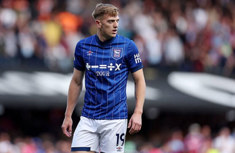 Челсі для підписання колишнього гравця Манчестер Сіті активував клаусулу