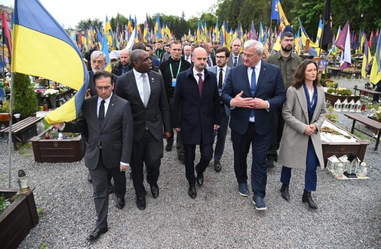 До Львова прибули делегації 35 держав – МЗС