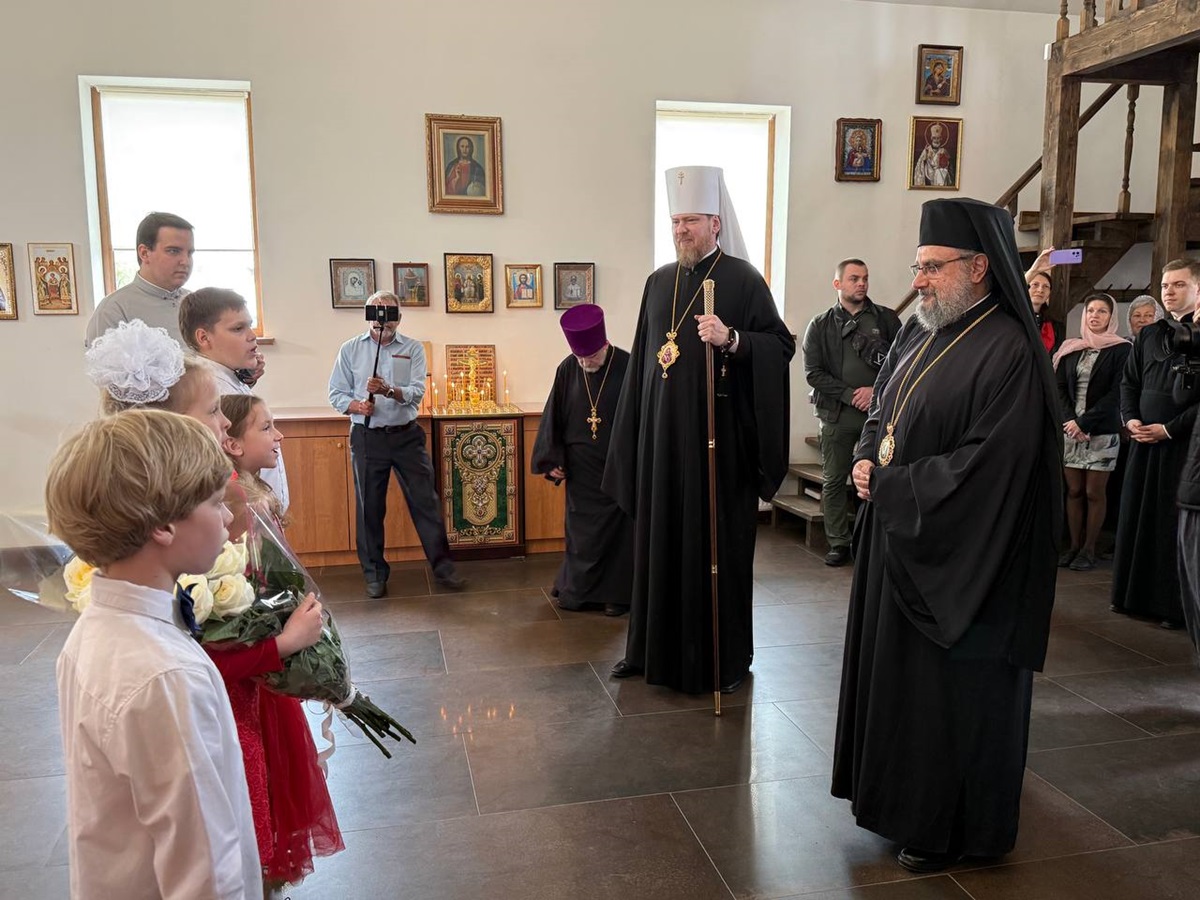 Новини світу - До тимчасово окупованого Маріуполя прибув єпископ з Сирії