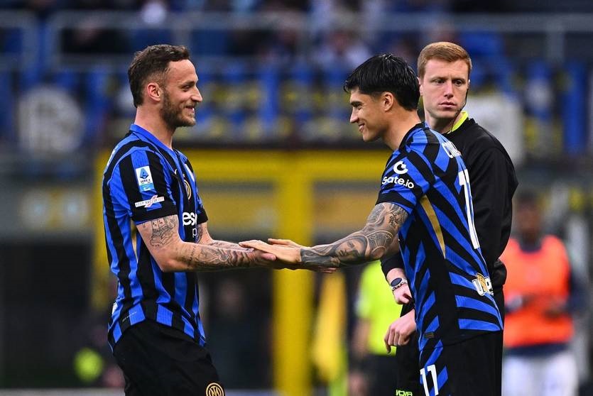 Новини спорту - Два форварди Інтера змінять клуб після завершення сезону
