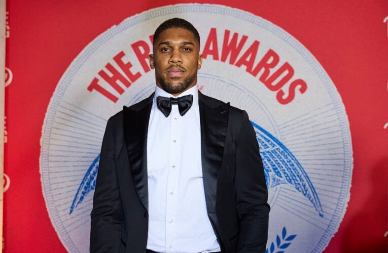 Джошуа: Першочергове право на наступний бій за звання абсолюта у Паркера