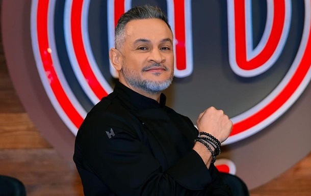 Ектор Хіменес-Браво пройшов військову підготовку