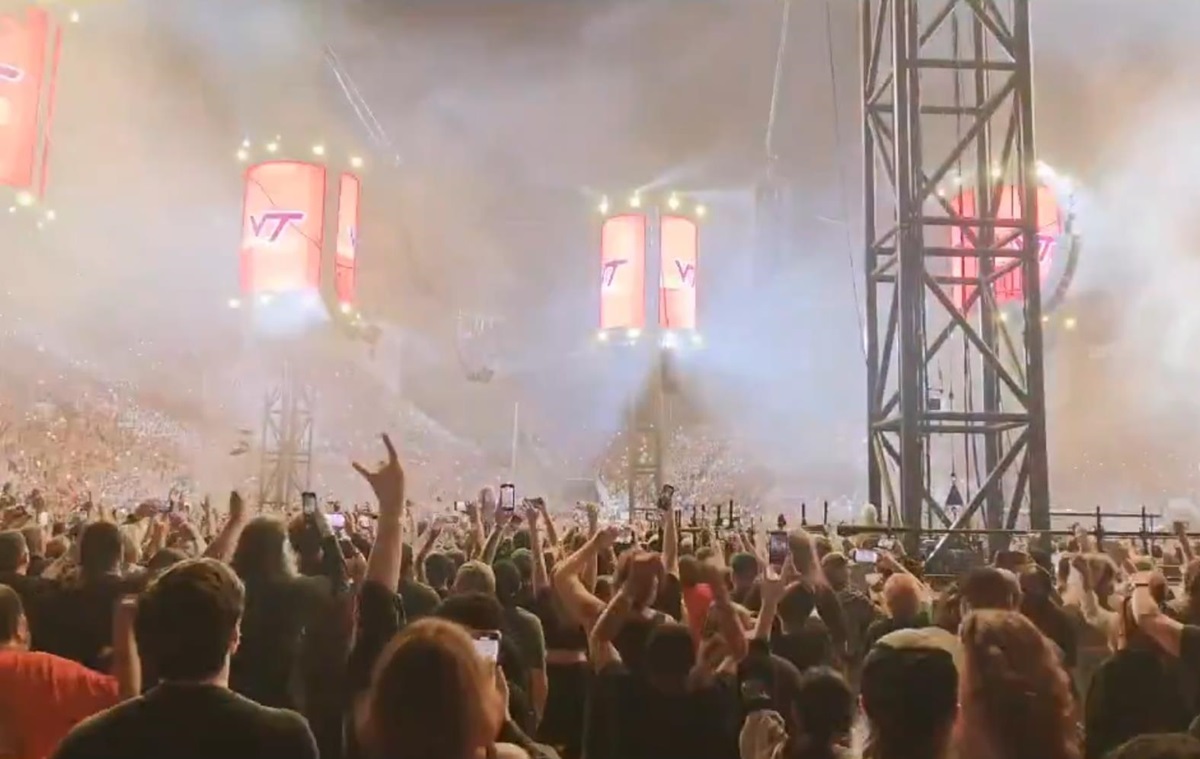 Новини світу - Фани Metallica викликали землетрус у США