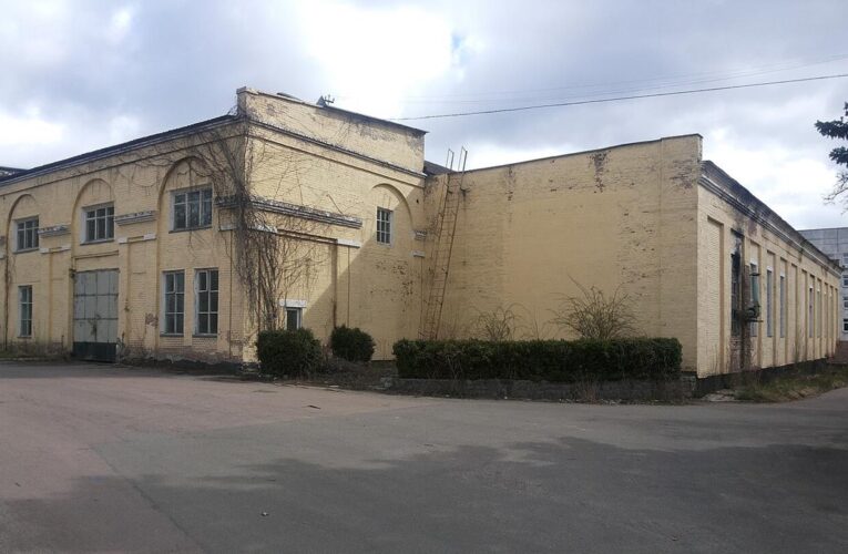 Фонд держмайна продав Київський авторемонтний завод