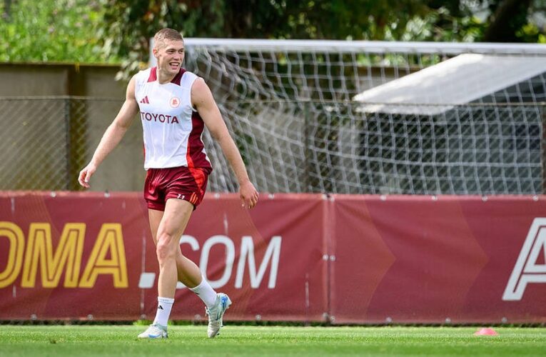 Форвард на заміну: у Ромі знайшли альтернативу Довбику