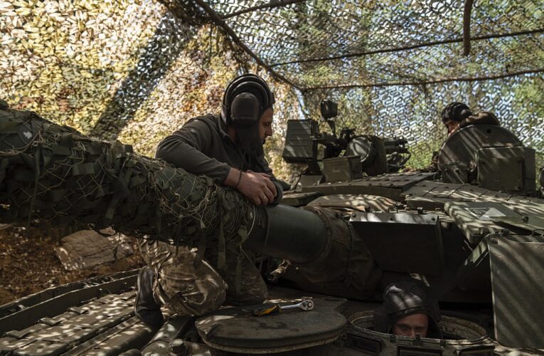 Генштаб: На фронті з початку доби 111 боїв