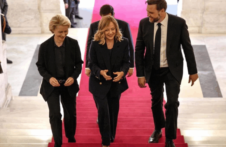 Голова Єврокомісії обговорила з віцепрезидентом США Україну