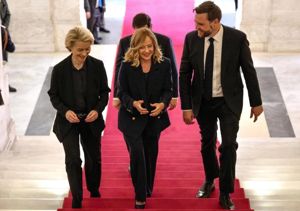 Новини світу - Голова Єврокомісії обговорила з віцепрезидентом США Україну