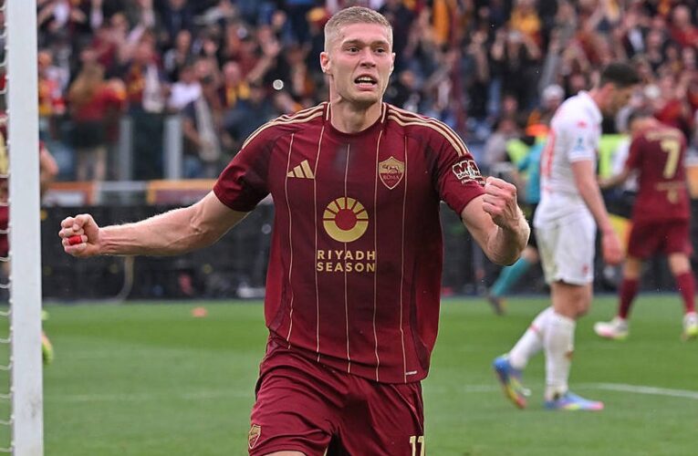 Інтерес до Довбика: трансфер у Жирону під питанням