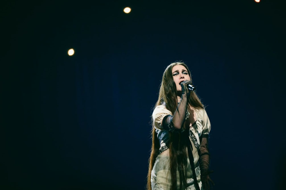 Новини України - Jerry Heil повернулася на сцену Євробачення з легендарним хітом Селін Діон