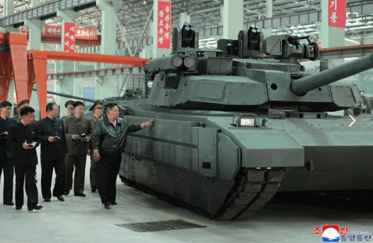 Кім Чен Ин перевірив боєготовність армії КНДР