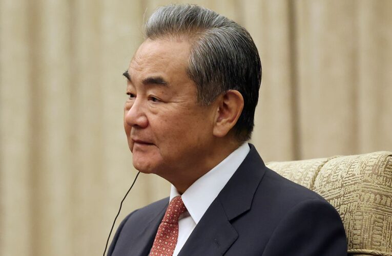 Китай закликав до “справедливої угоди” щодо України