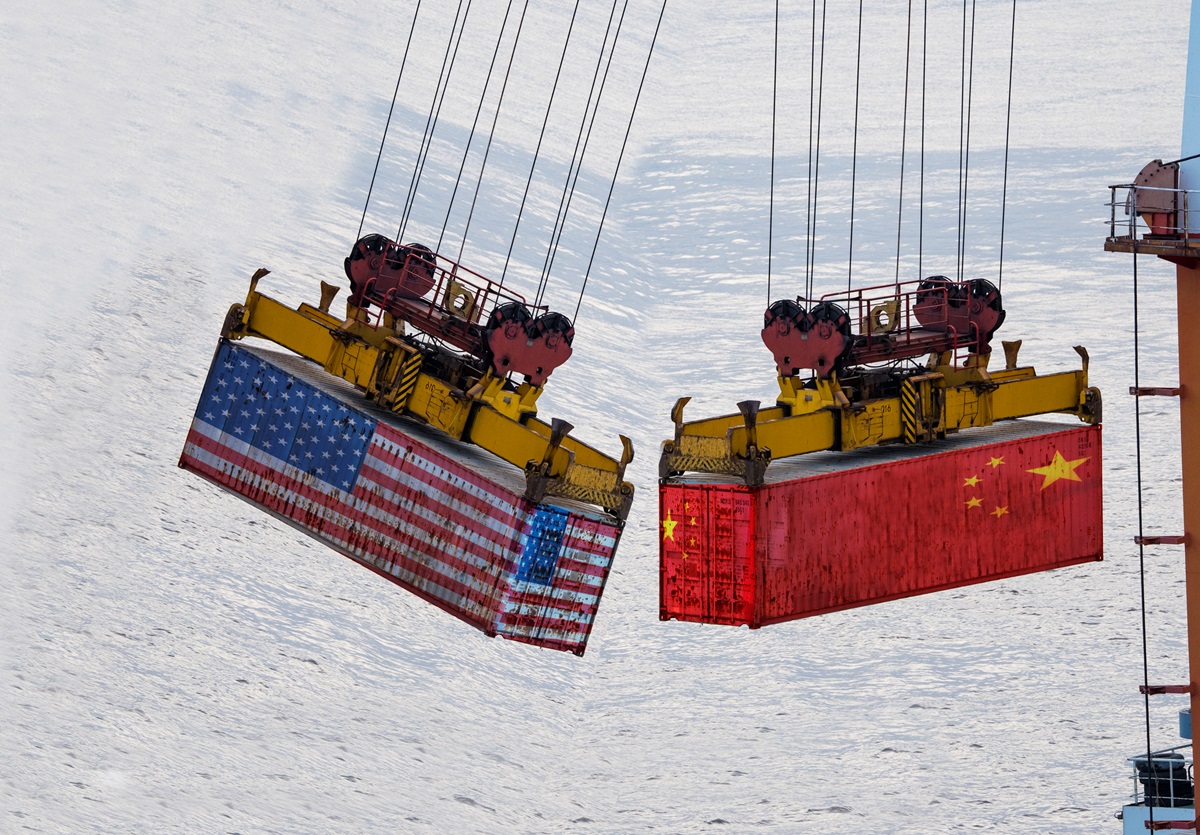 Новини бізнесу - Китайські компанії занижують вартість товарів для обходу мит США - FT